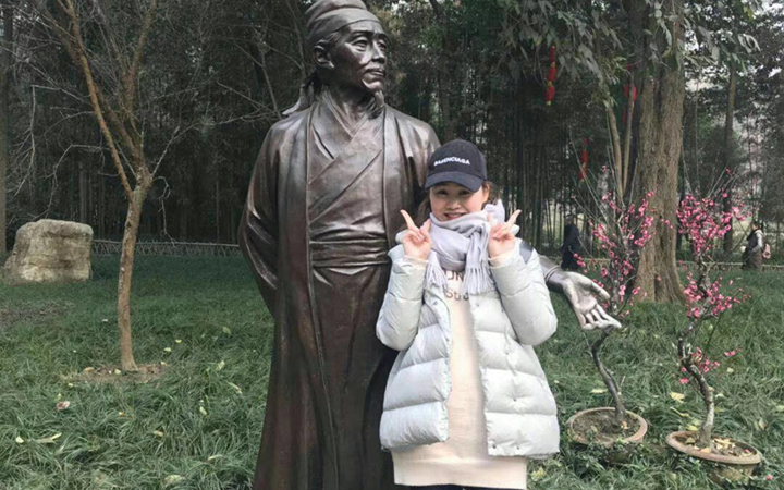思政教研组组长：李盼