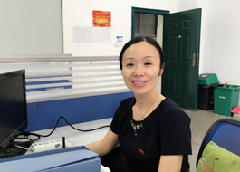 信息技术教研组组长：舒萍萍